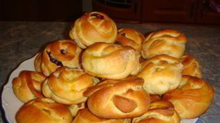 Рецепт Булочек с джемом Розочки