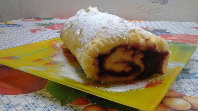 Рецепт быстрого рулета с джемом