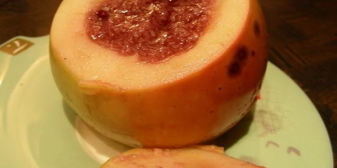 Рецепт Запеченных яблок с клюквенным джемом, кокосом и лимончелло