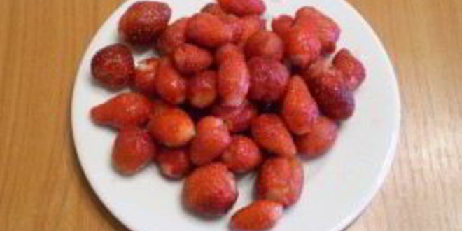 Рецепт клубничного компота