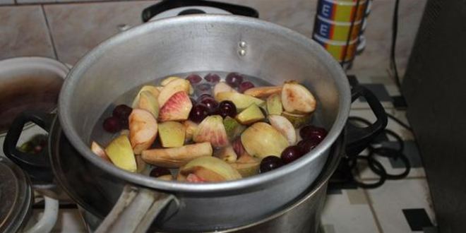 Рецепт компота ассорти с шалфеем