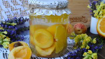 Рецепт Компота из абрикосов и апельсинов на зиму