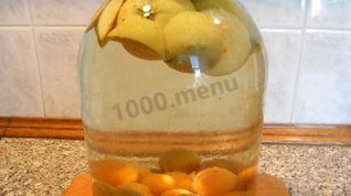 Рецепт Компота из абрикосов и яблок