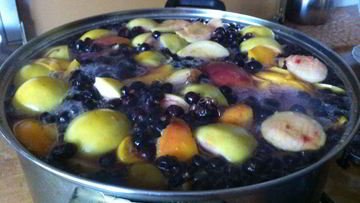 Рецепт Компота из черной смородины и яблок