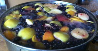 Рецепт Компота из черной смородины и яблок