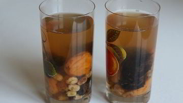 Рецепт Компота из чернослива и изюма