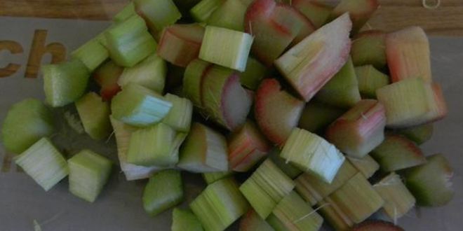 Рецепт компота из ревеня со вкусом детства