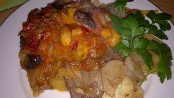 Рецепт Баранины, запеченой под острым соусом из лечо