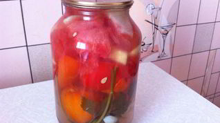 Рецепт Маринованных арбузов с помидорами