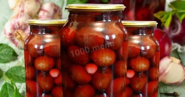 Рецепт Маринованных слив на зиму с чесноком