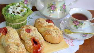 Рецепт Латвийских булочек с повидлом