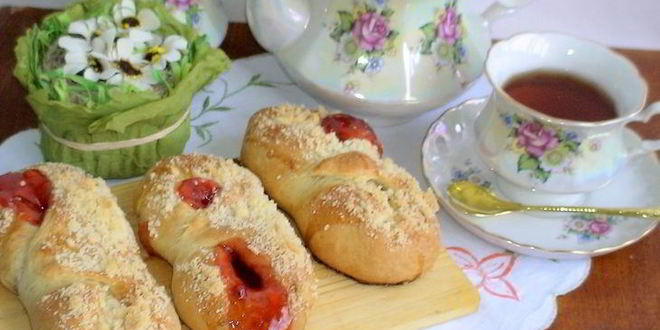 Рецепт Латвийских булочек с повидлом