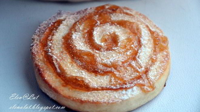 Рецепт вертушек из творожного теста с яблочным повидлом