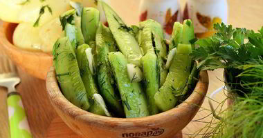 Рецепт Быстрых огурцов малосольных в пакете