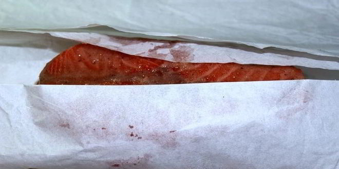 Рецепт слабосоленой семги в коньяке с мускатным орехом