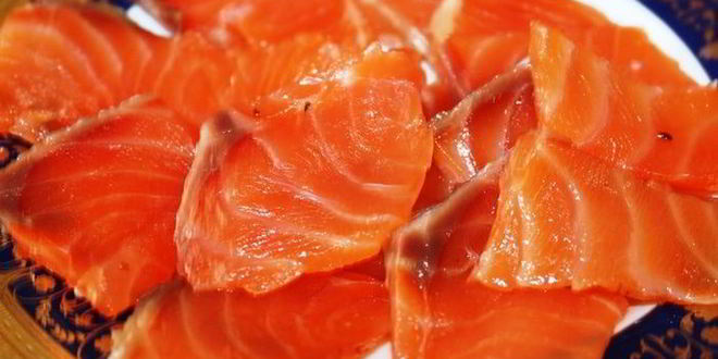 Рецепт слабосоленой семги в коньяке с мускатным орехом