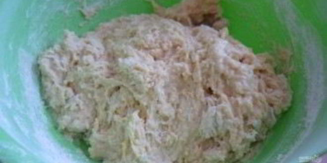 Рецепт рулета из дрожжевого теста с вареньем