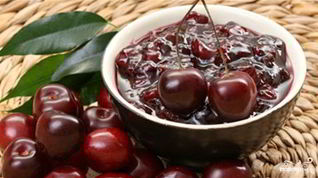 Рецепт Варенья из черешни с арахисом