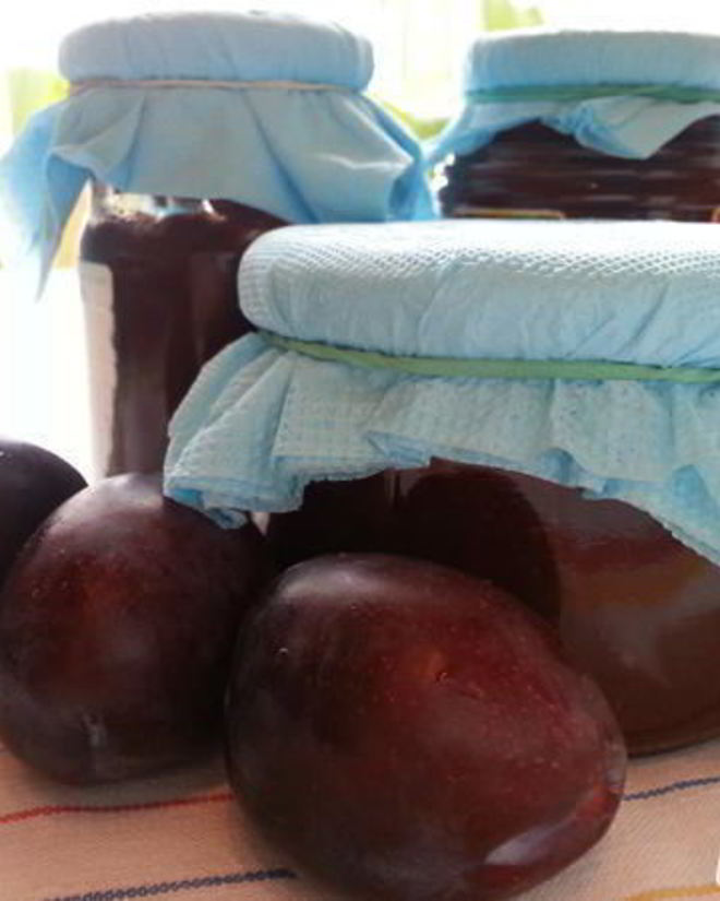 Рецепт варенья из слив и шоколада с арахисом