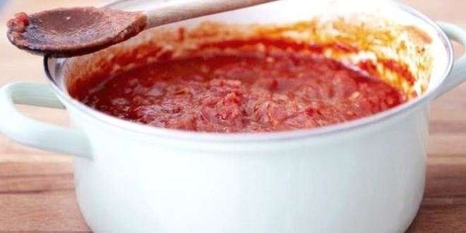 Рецепт Заготовки томатного соуса из помидор и томатной пасты