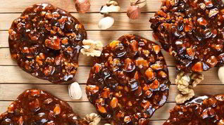 Рецепт Жареных орехов в медовой глазури и индийских специях