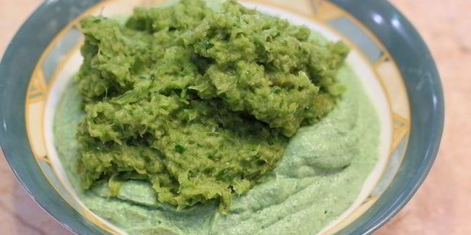 Рецепт брускетты с фасолью и яйцом пашот