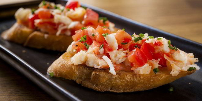 Рецепт Брускетты с камчатским крабом