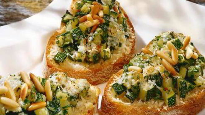 Рецепт брускетты с маринованным цуккини