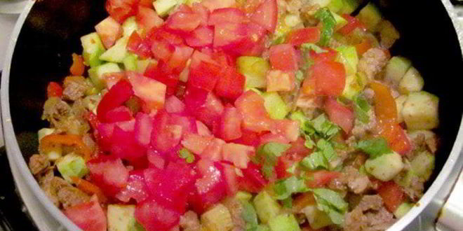 Рецепт брускетты с мясом и овощами