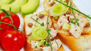 Рецепт Брускетты с печенью трески