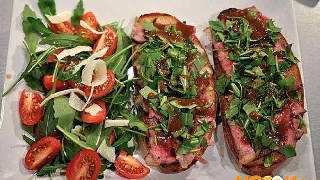 Рецепт брускетты с ростбифом