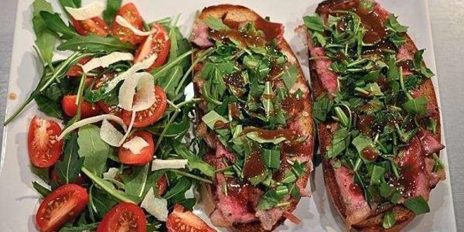 Рецепт брускетты с ростбифом