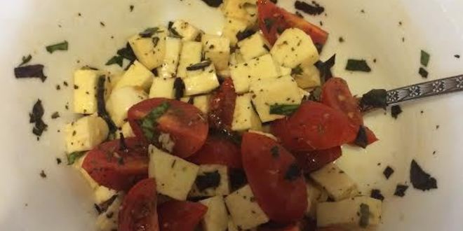 Рецепт брускетты с сулугуни