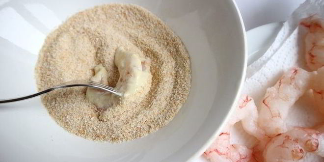 Рецепт бургера с креветками и голубым сыром