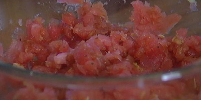 Рецепт бургеров с котлетками из тунца и авокадо