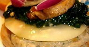 Рецепт Чесночных бургеров с индейкой