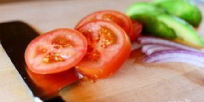 Рецепт гамбургера на салатных листьях