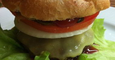 Рецепт Гамбургеров с овощами и сыром