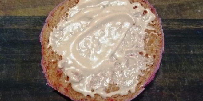 Рецепт розового бургера с нежнейшей котлетой