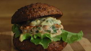 Рецепт Рыбного гамбургера с манго-майонезом