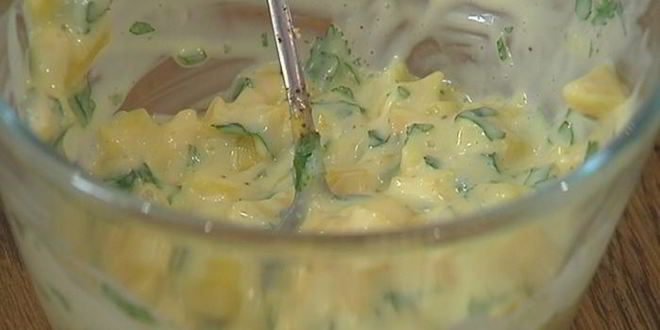 Рецепт рыбного гамбургера с манго-майонезом