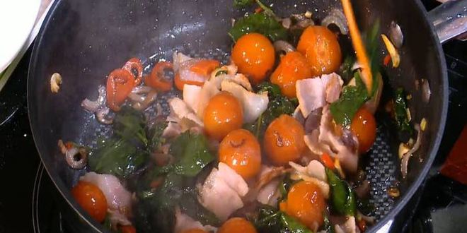 Рецепт буррито с индейкой, беконом и шпинатом