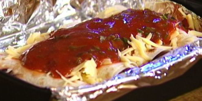 Рецепт буррито с индейкой, помидорами и сыром