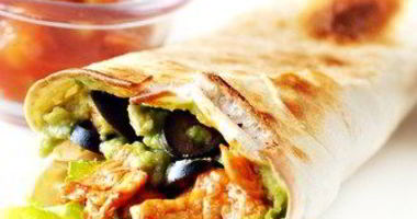 Рецепт Буррито с курицей на гриле и фасолью