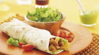 Рецепт Мексиканской буррито с овощами, грибами и курицей