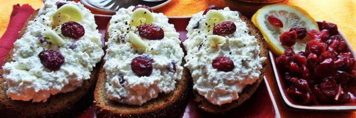 Рецепт Бутерброда с пикантным творогом
