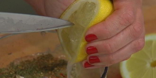 Рецепт бутерброда с тунцом, запеченным перцем и хумусом