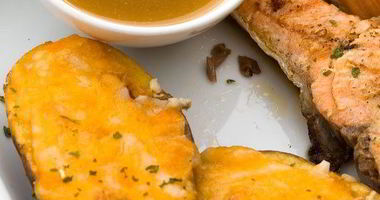 Рецепт Горячих бутербродов из ржаного хлеба с брокколи и чеддером