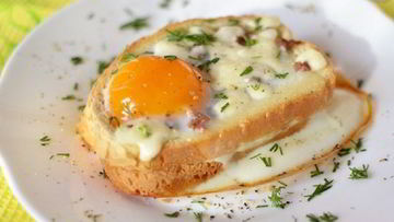 Рецепт Горячих бутербродов с яйцом и колбасой