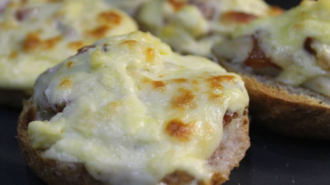 Рецепт запеченого бутерброда с рыбой